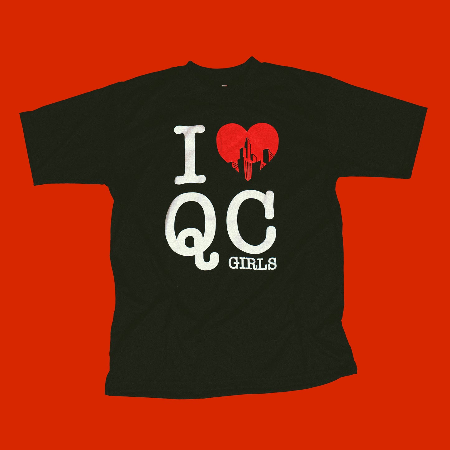 "QC GIRLS" TEE IN BLACK